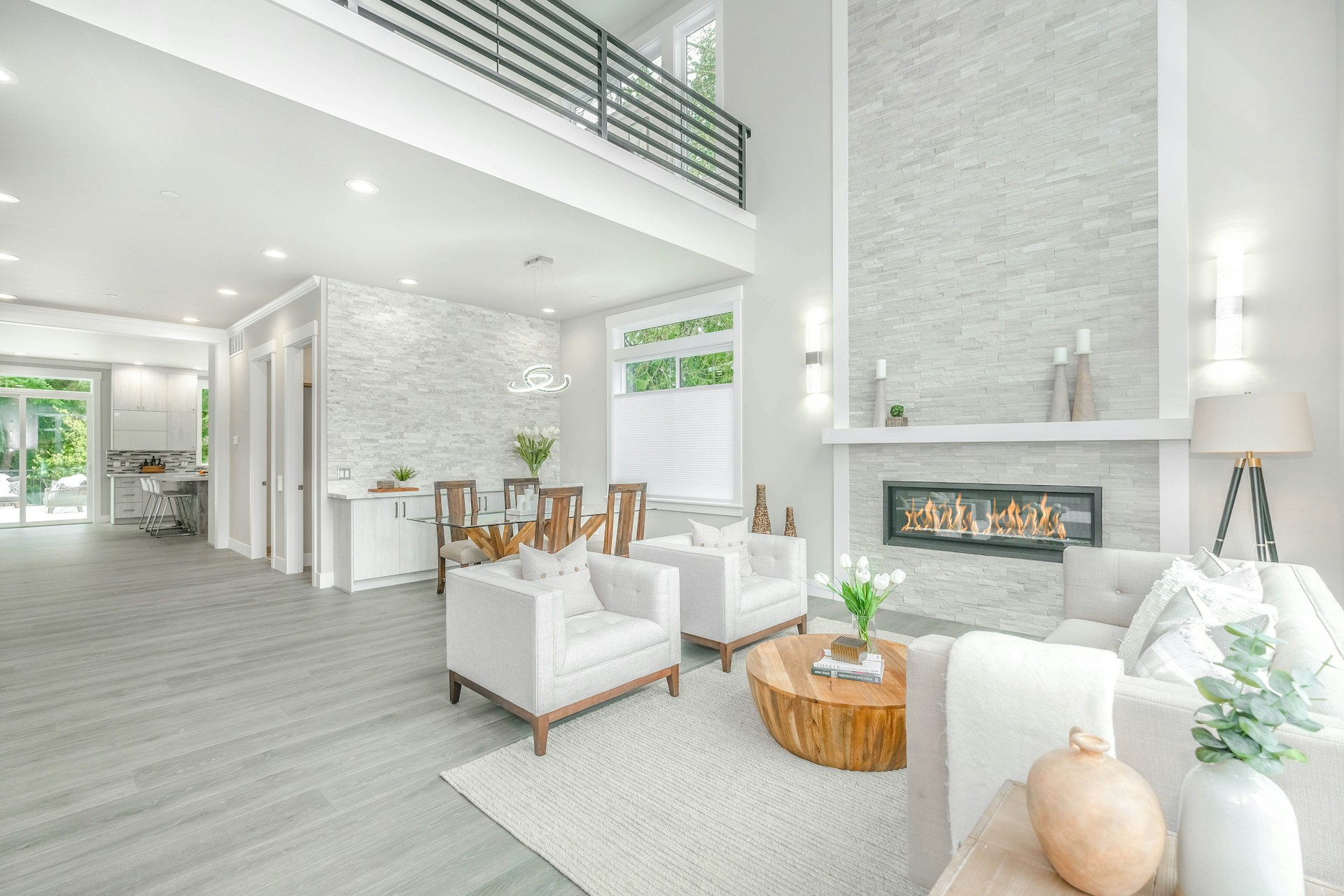 Staging Services Staging Services